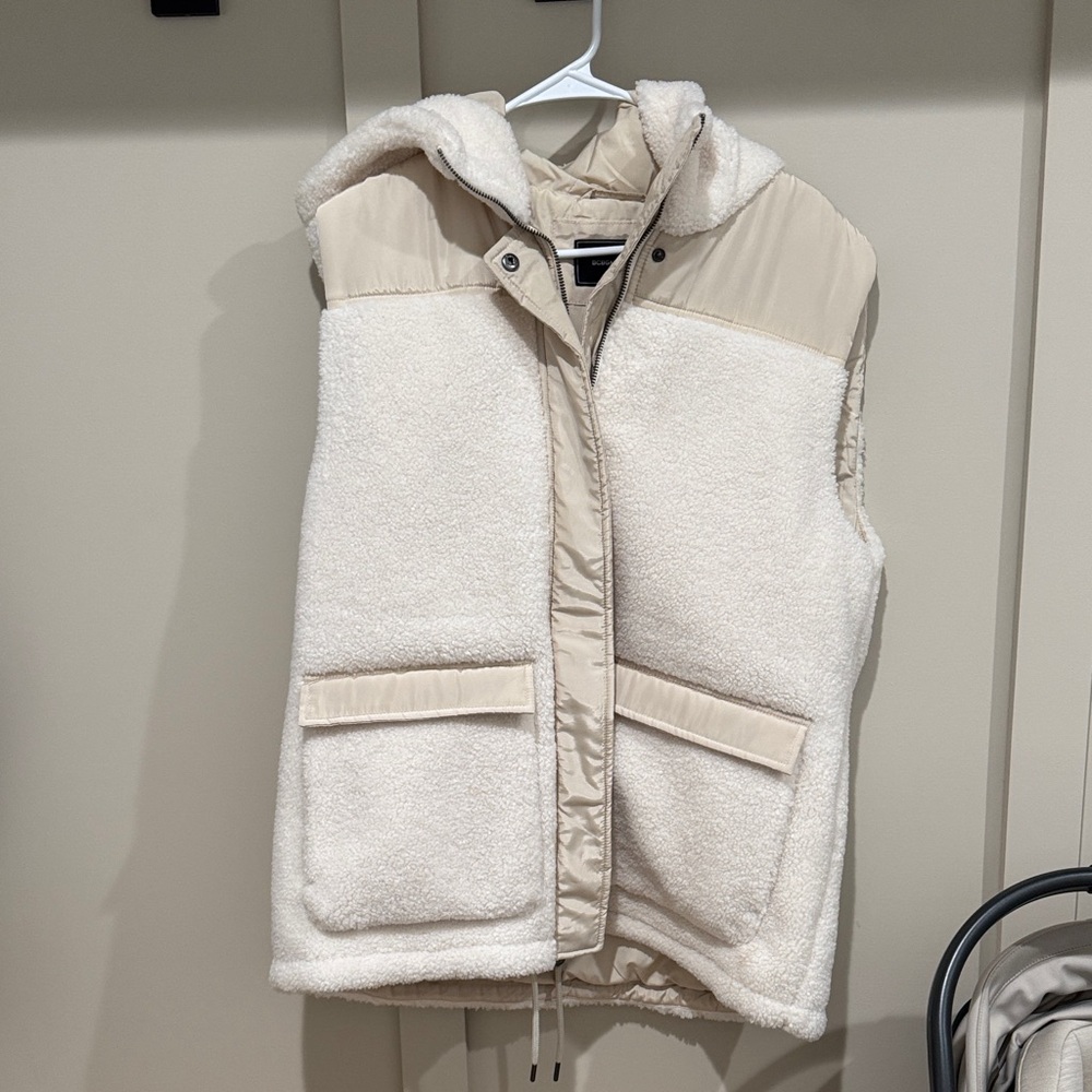 BCBGMaxAzria Cream Hooded Vest